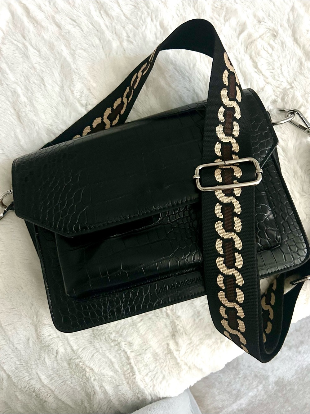 Black Croc-Embossed Crossbody Bag with Chain-Pattern Strap